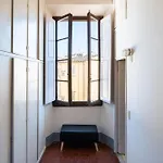Borgo Santa Croce Floransa