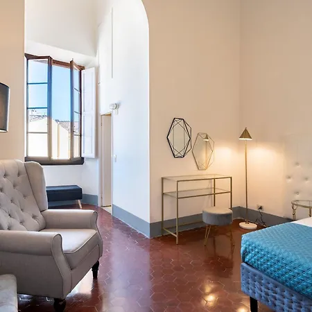 Borgo Santa Croce *