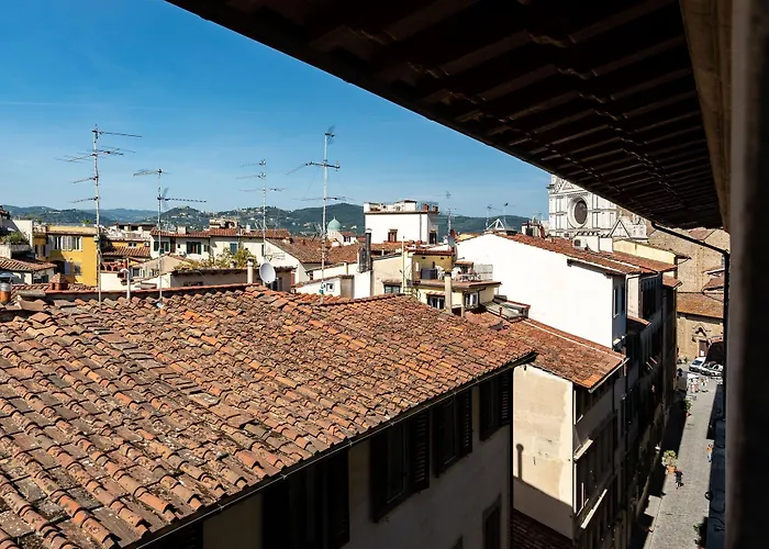 Borgo Santa Croce *